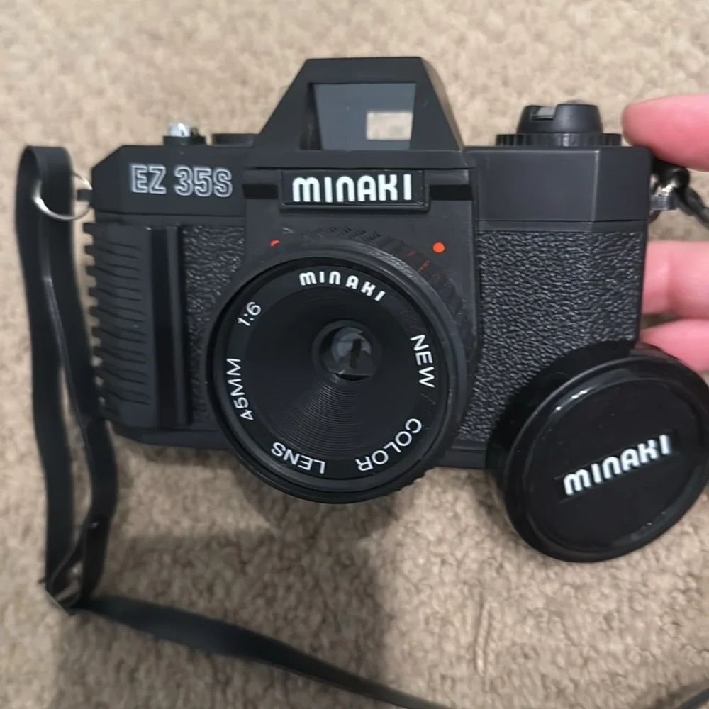NEW Vintage 35mm Camera & Case